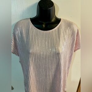 Dear Apple light pink shimmering top